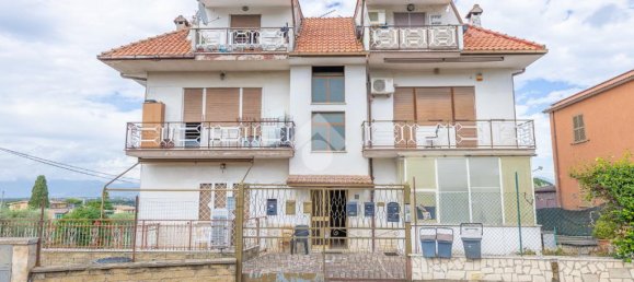 1 bedroom Apartment in Rome, Italy No. 282480 5