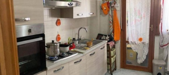 3 rooms Apartment in Carsoli, Italy No. 37507 8