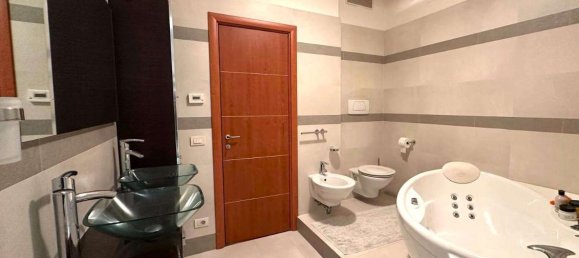 Penthouse de 8 divisões em Motta di Livenza, Italy N.º 239018 19