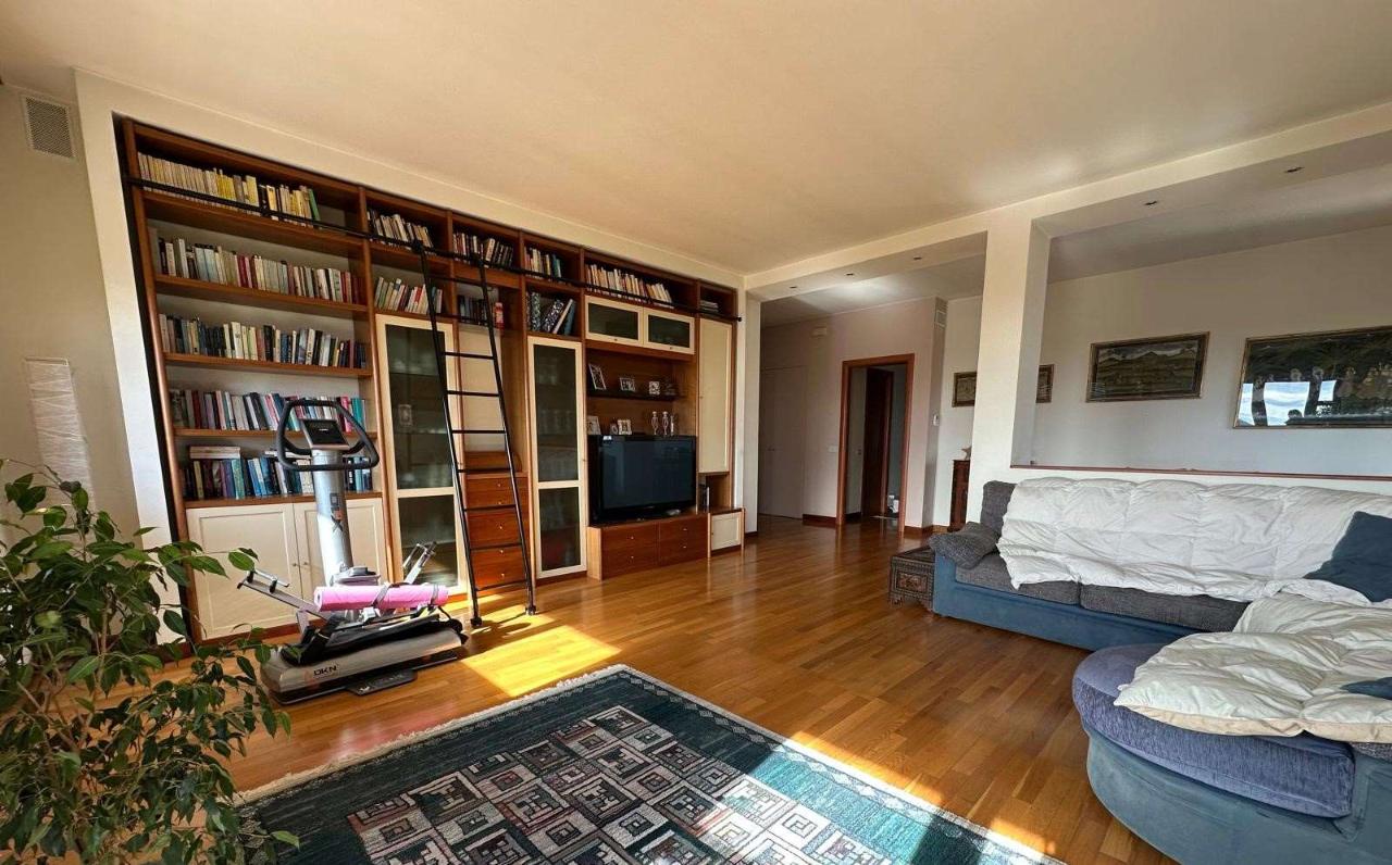 Penthouse de 8 divisões em Motta di Livenza, Italy N.º 239018