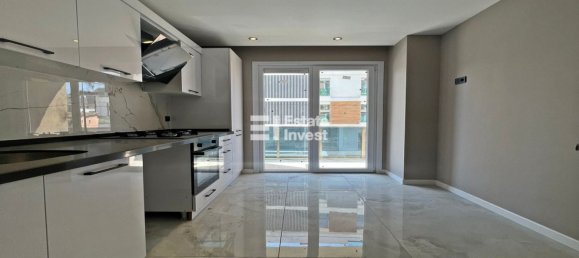 Apartment 2+1 in Istanbul, Turkey No. 25330 8