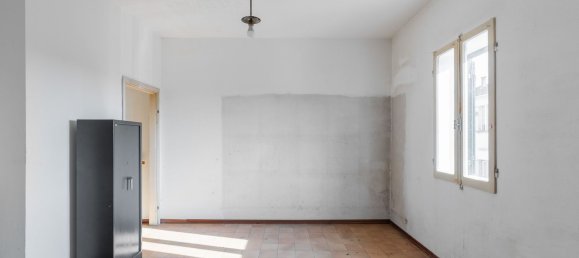 Casa de 4 dormitorios en Imola, Italy No. 322403 2