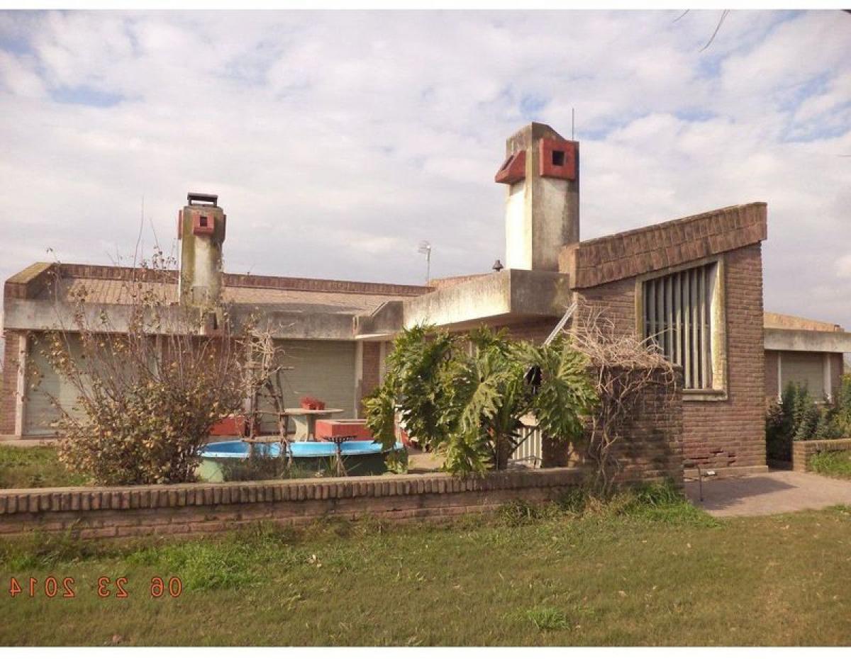 3 bedrooms House in Santa Fe, Argentina No. 17298