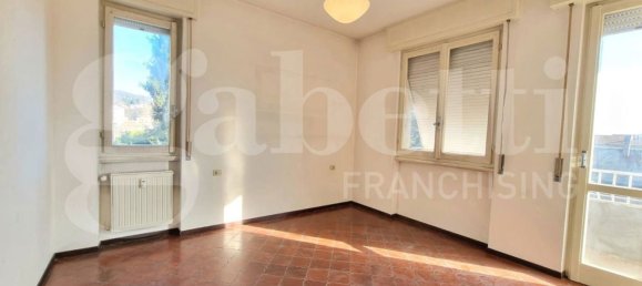 3-salle Appartement à Como, Italy No. 61695 11