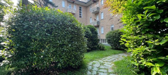 3-salle Appartement à Como, Italy No. 61695 19