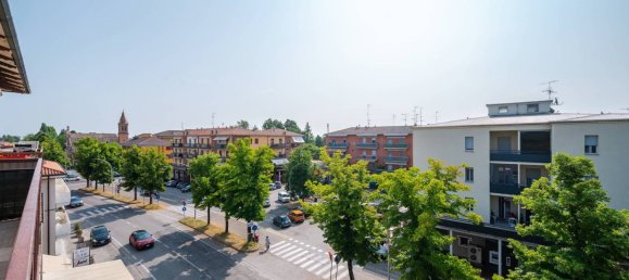 Apartamento de 2 dormitorios en San Giovanni in Persiceto, Italy No. 274177 30