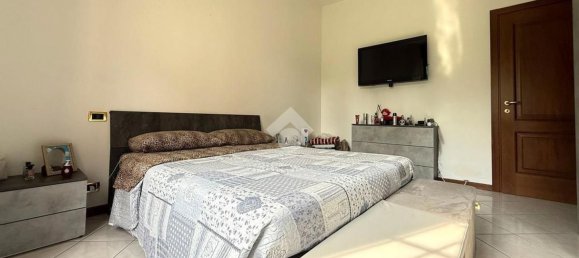 2 Schlafzimmer Wohnung in Brescia, Italy, Nr. 363416 13