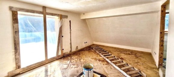 50m² Commercial property in Carini, Italy No. 336032 4