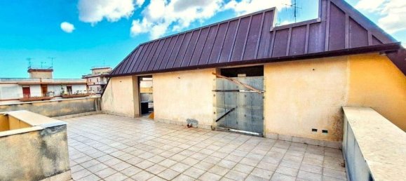 50m² Commercial property in Carini, Italy No. 336032 5