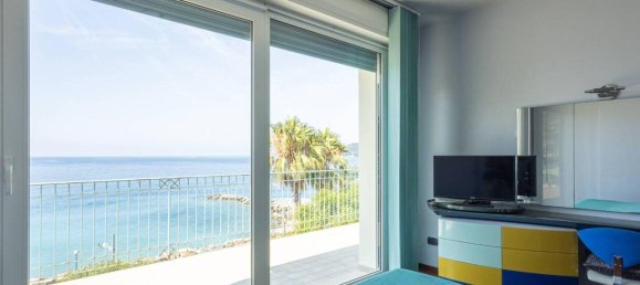 9 rooms Apartment in Ospedaletti, Italy No. 107008 9