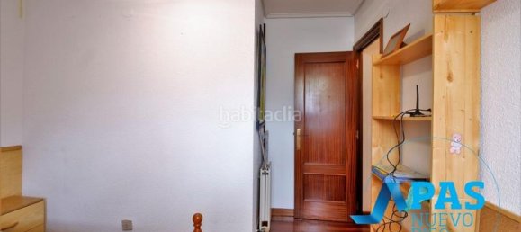 Dúplex de 3 dormitorios en El Astillero, Spain No. 167839 23