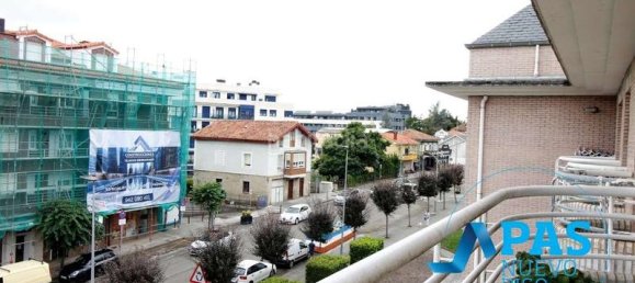 Dúplex de 3 dormitorios en El Astillero, Spain No. 167839 24