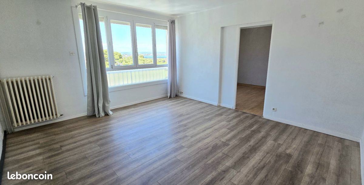 4 bedrooms Apartment in Sete, France No. 284377