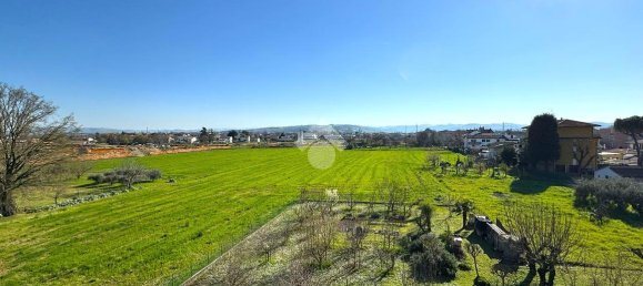 4 rooms Apartment in Forlì, Italy No. 15516 13