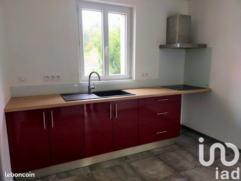 2 bedrooms House in Loches, France No. 159791