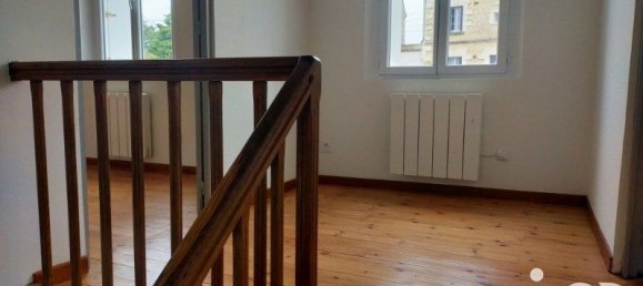 2 bedrooms House in Loches, France No. 159791 18