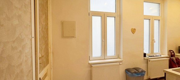 2 rooms Apartment in Ottakring, Austria No. 2120 3