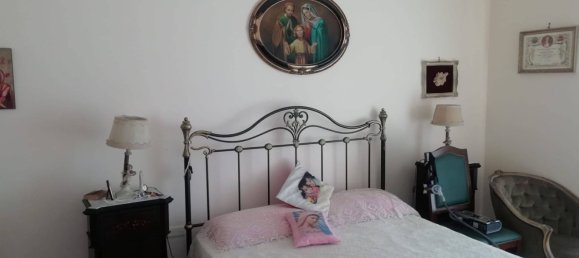 3 rooms Apartment in Catania, Italy No. 203870 9