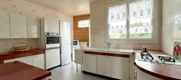 4 bedrooms House in Pontault-Combault, France No. 169576 4