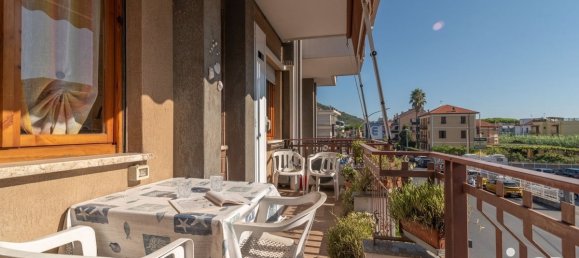 1 bedroom Apartment in Ceriale, Italy No. 371754 3