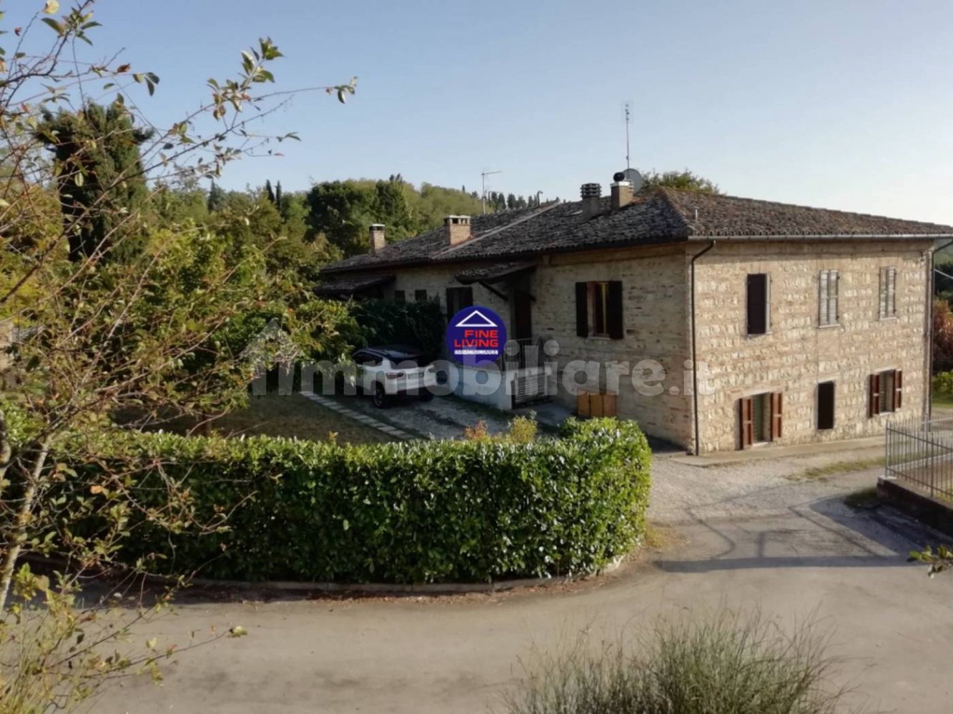 Apartamento de 3 dormitorios en Urbino, Italy No. 1822