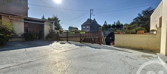 5 bedrooms House in Chartres, France No. 236178 2