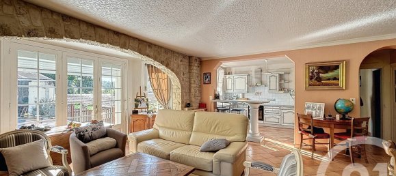 5 bedrooms House in Chartres, France No. 236178 23