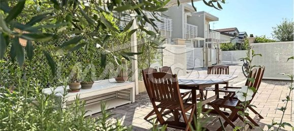 3 bedrooms Villa in Rimini, Italy No. 330521 19