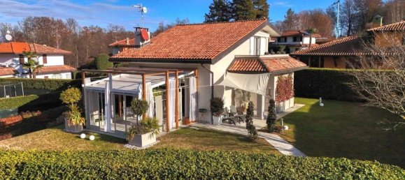 Villa de 4 habitaciónes en Gignese, Italy No. 30964 46