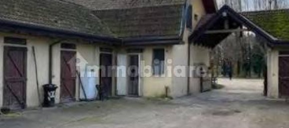 Здание с 5 комнатами в Сант Анджело ди Пьове ди Сакко, Италия № 262316 34