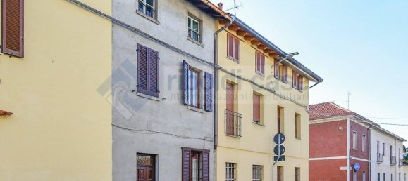 3 rooms Apartment in Seveso, Italy No. 33348 17