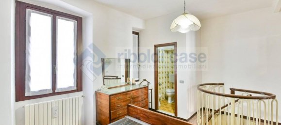 3 rooms Apartment in Seveso, Italy No. 33348 5