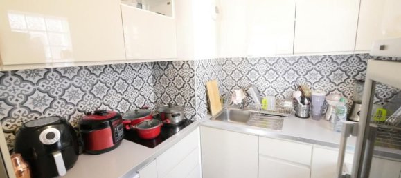 Apartamento de 2 dormitorios en Suresnes, France No. 182715 10
