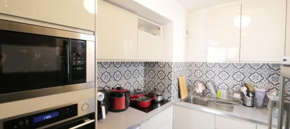 Apartamento de 2 dormitorios en Suresnes, France No. 182715 7