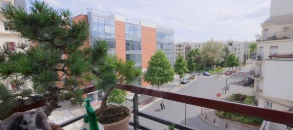 Apartamento de 2 dormitorios en Suresnes, France No. 182715 14