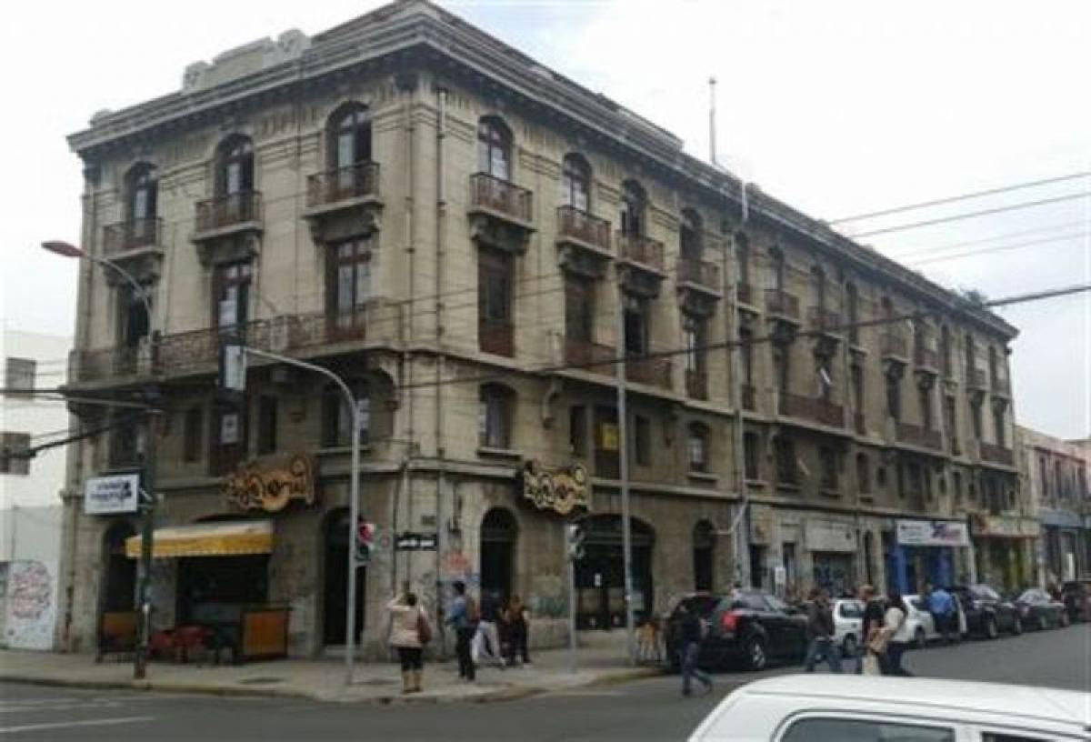  Office in Valparaiso, Chile No. 545