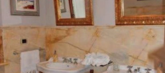 7 غرف نوم فيلا في Poggio a Caiano, Italy رقم 352600 40