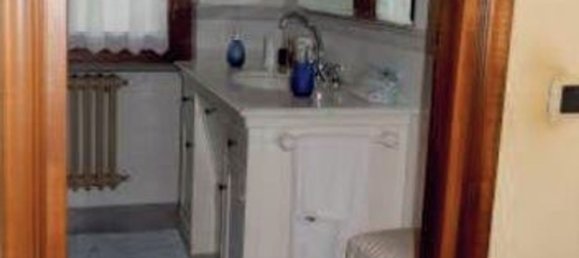 7 غرف نوم فيلا في Poggio a Caiano, Italy رقم 352600 16