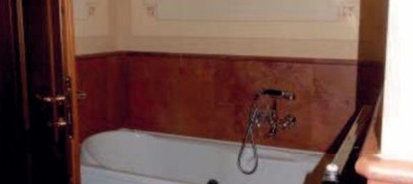 7 غرف نوم فيلا في Poggio a Caiano, Italy رقم 352600 23