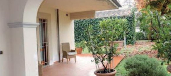 7 غرف نوم فيلا في Poggio a Caiano, Italy رقم 352600 6