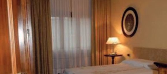 7 غرف نوم فيلا في Poggio a Caiano, Italy رقم 352600 19