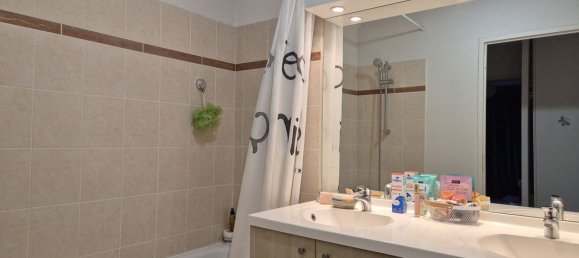 3 bedrooms Apartment in La Riche, France No. 56970 10