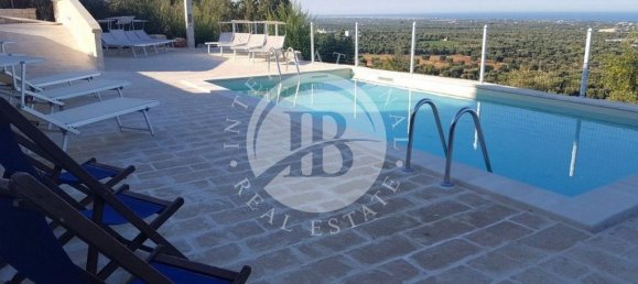 10 bedrooms Villa in Monopoli, Italy No. 104583 10