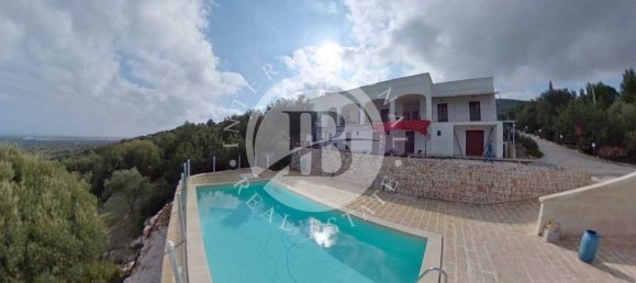 10 bedrooms Villa in Monopoli, Italy No. 104583 2