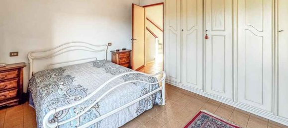 12-Zimmer Villa in Pietrasanta, Italy, Nr. 165839 5
