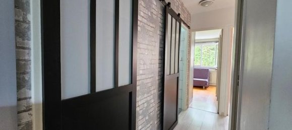 2 bedrooms Apartment in Saint-Etienne, France No. 303381 8