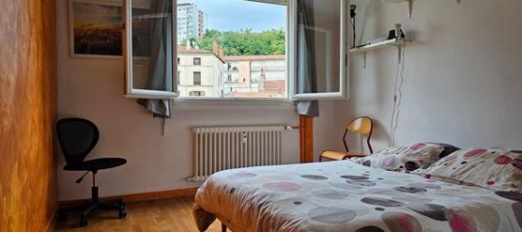 2 bedrooms Apartment in Saint-Etienne, France No. 303381 10