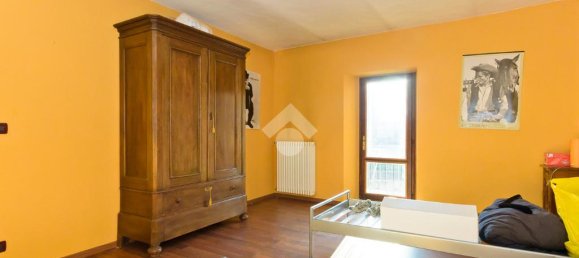 3 Schlafzimmer Haus in Villarbasse, Italy, Nr. 69223 13