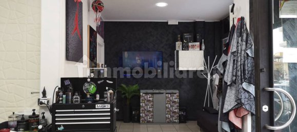 Коммерческая недвижимость с 4 комнатами в Катания, Италия № 68985 19