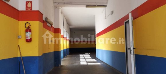 Коммерческая недвижимость с 4 комнатами в Катания, Италия № 68985 13